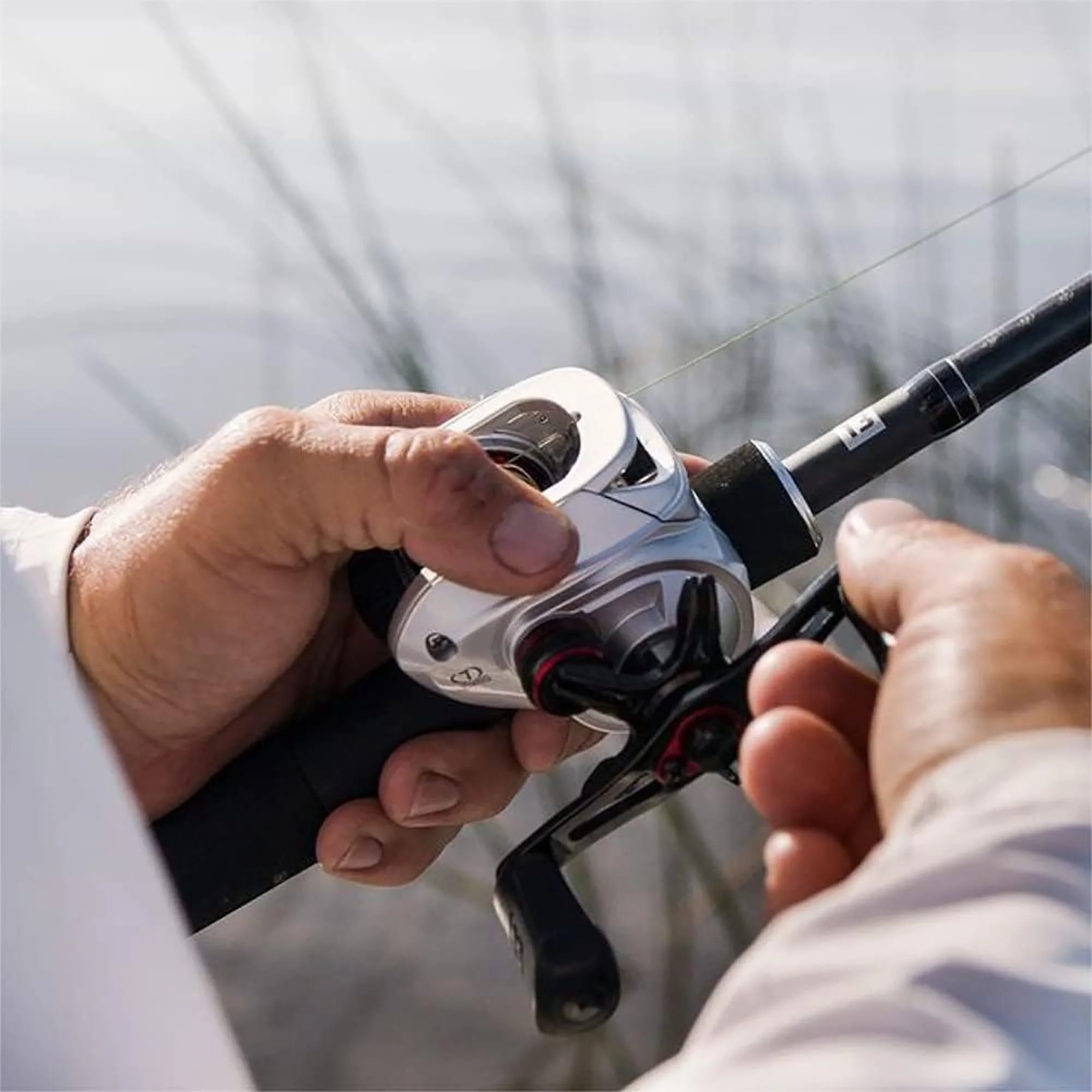 13 Fishing Origin F1 Baitcast Fishing Reel - Image 4