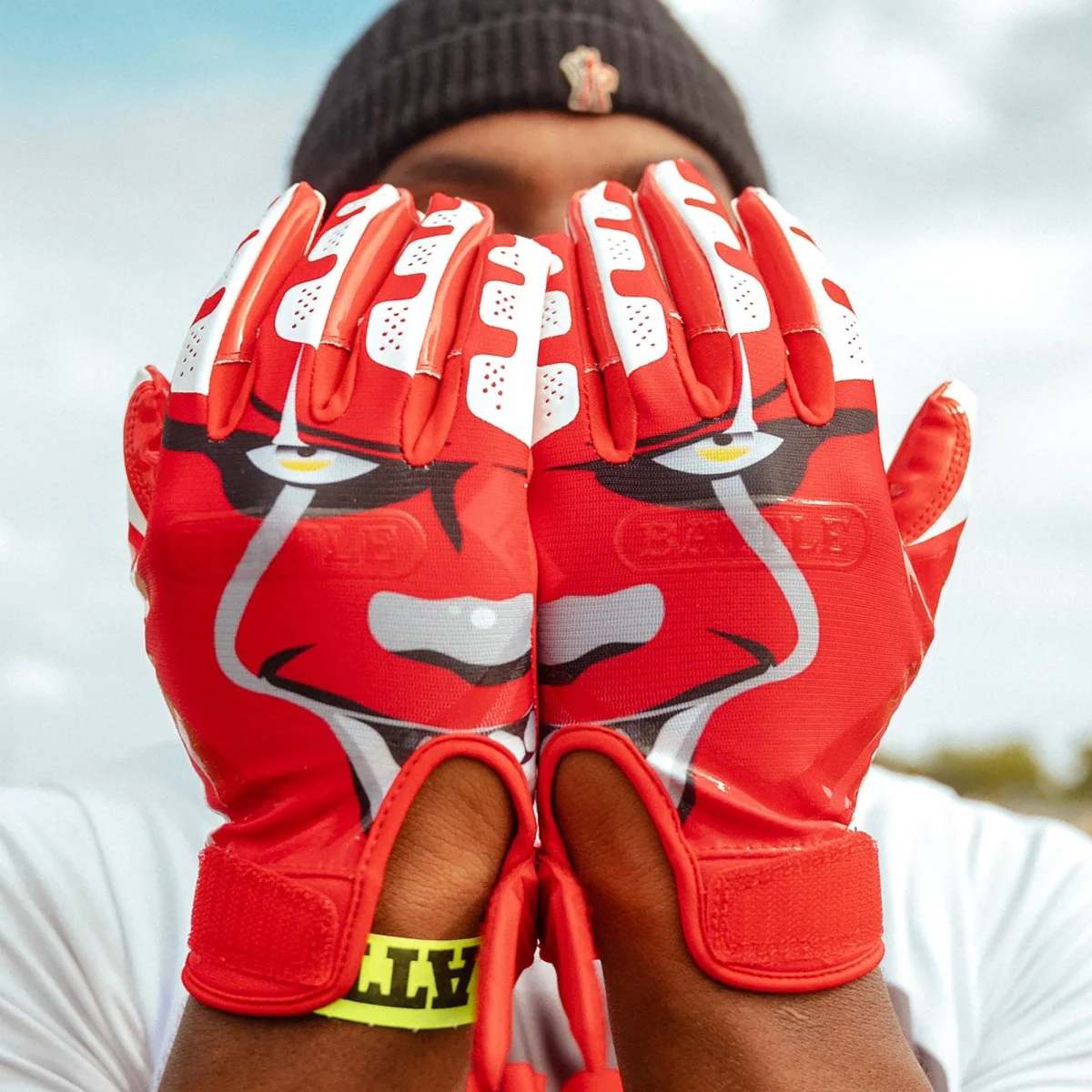 Battle Sports Clown23 Cloaked Youth Football Receiver Gloves - Red - Image 3