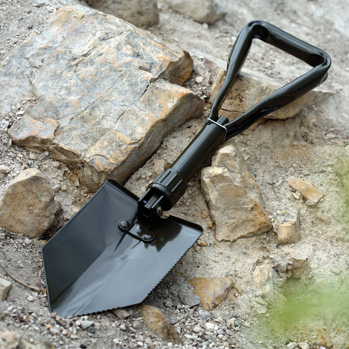 Coghlan's Folding Shovel, Tempered Forged Steel Blade for Digging, Camping Tool - Image 4