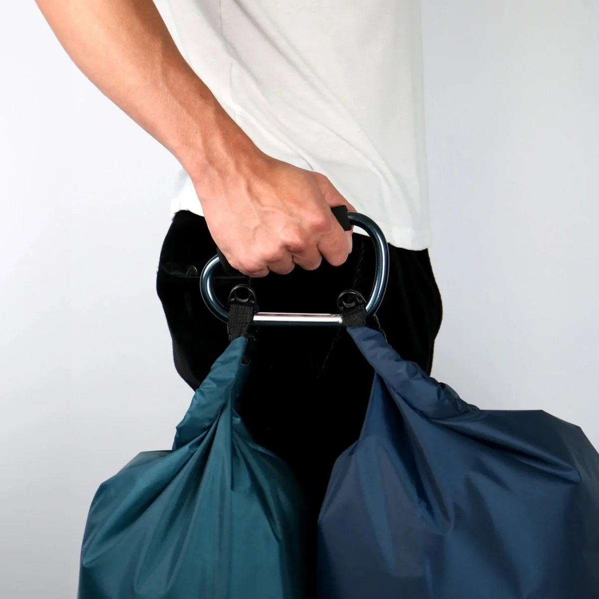 Coghlan's Large Carabiner Carry Handle - Image 3