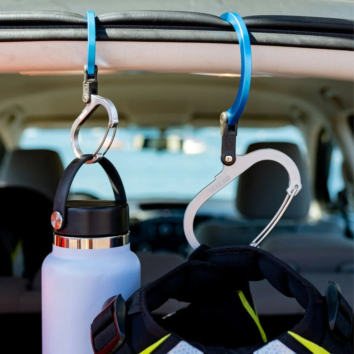 Gear Aid Heroclip Small Hybrid Camping Gear Clip - Image 3