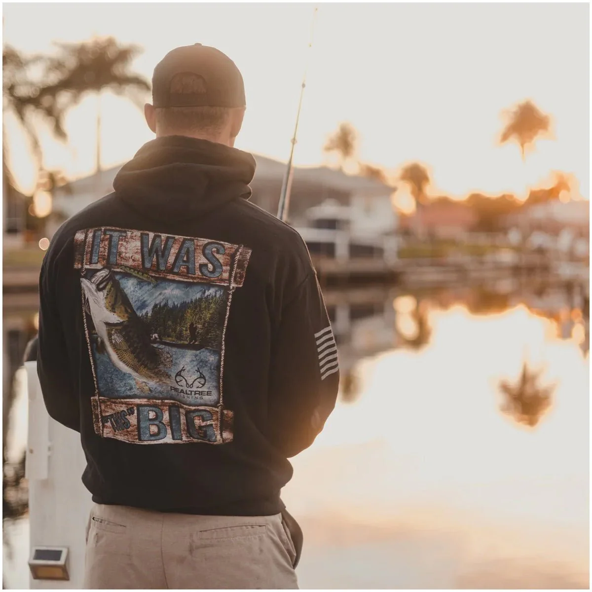Grunt Style Reeltree Fishing - It Was This Big Pullover Hoodie - Black - Image 7