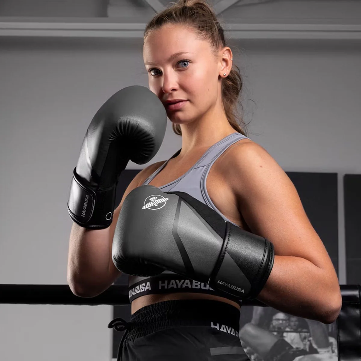 Hayabusa E1 Boxing Gloves - Image 23