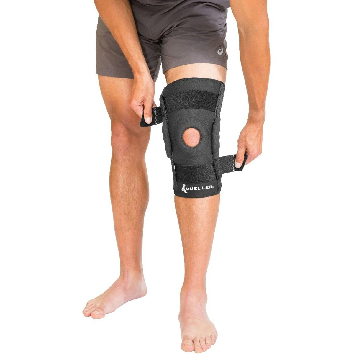 Mueller Hinged Wraparound Knee Support Brace - Black - Image 3