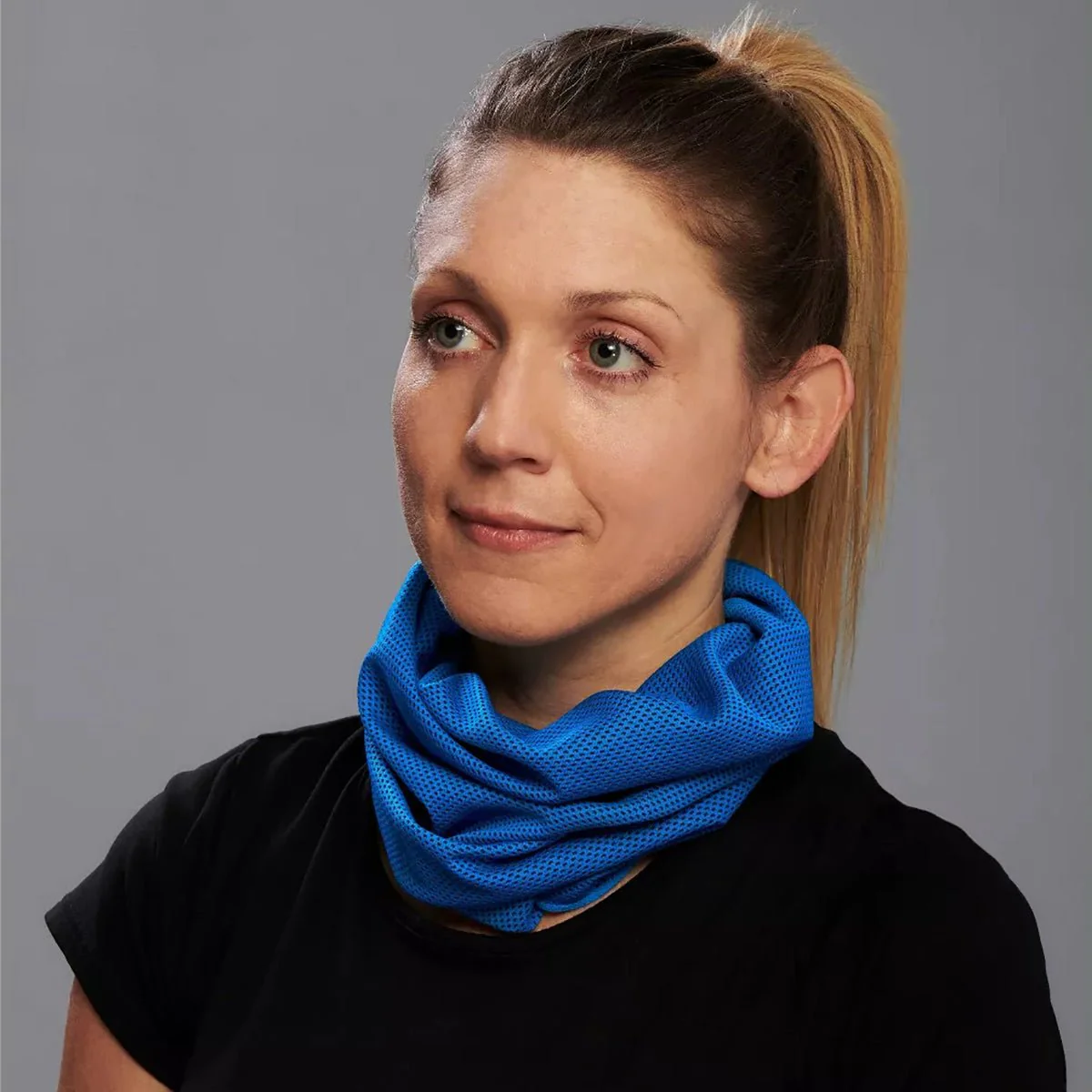 Perfect Fitness Perfect Cooling Neck Gaiter - Blue - Image 4