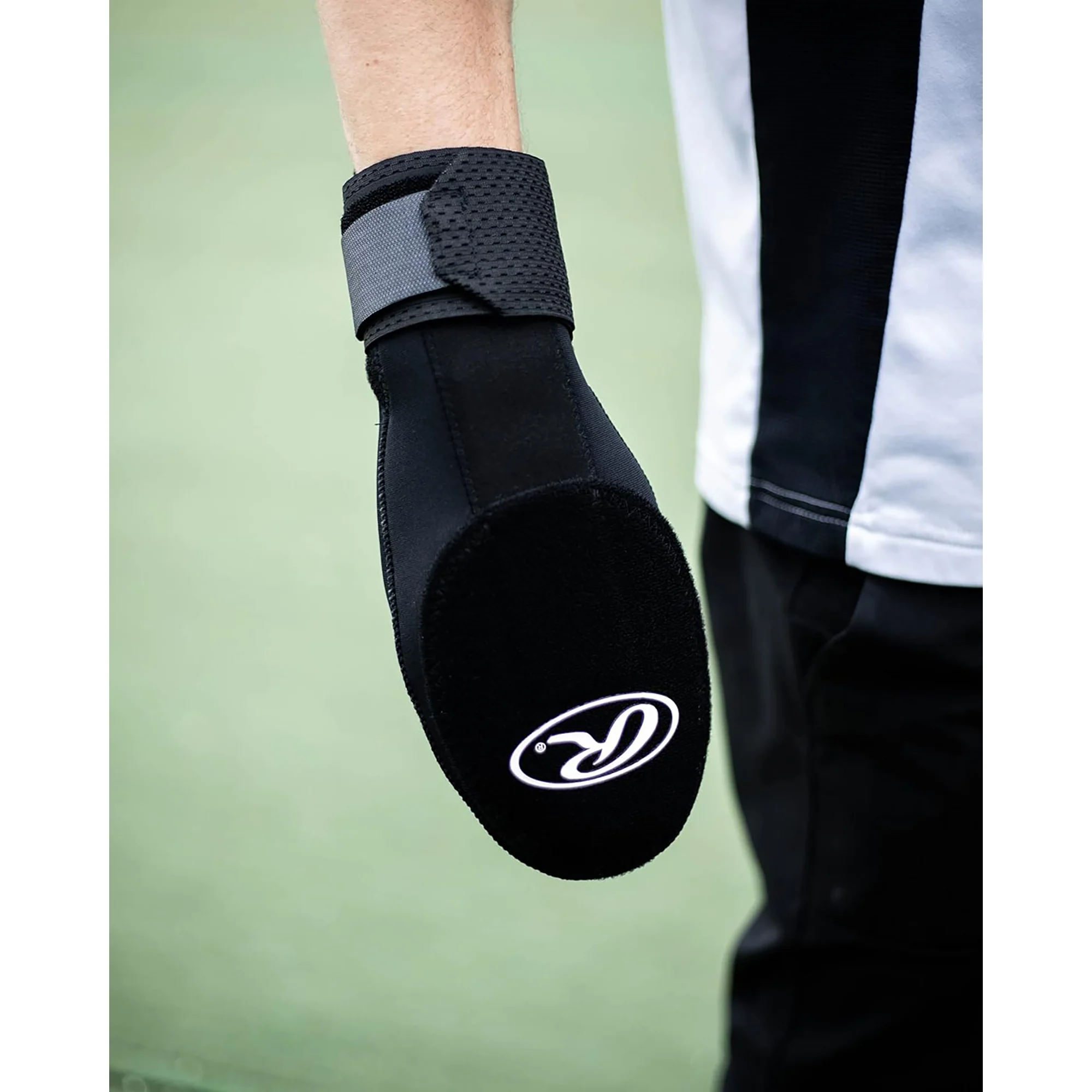 Rawlings Baseball/Softball Sliding Mitt Hand Guard - Black - Image 2