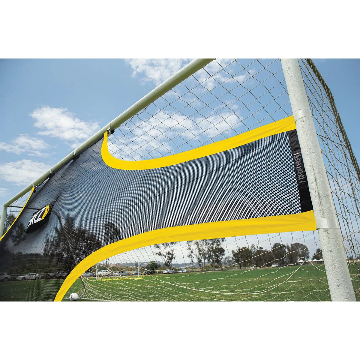 SKLZ Goalshot 5mx2m Soccer Trainer - Image 3