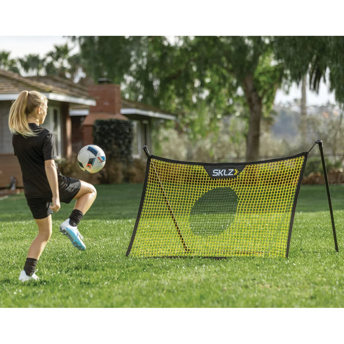 SKLZ Soccer Trainer 5' x 3' Solo Net - Image 4