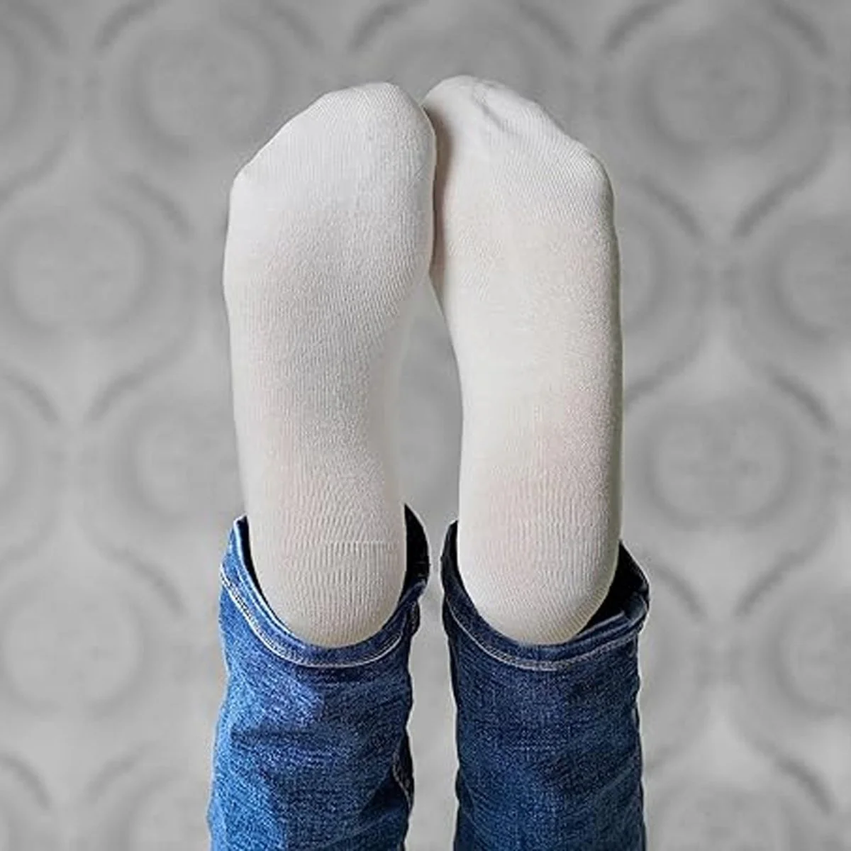 Sof Sole Lifestyle No Show Stay Put Fit Socks - Image 16