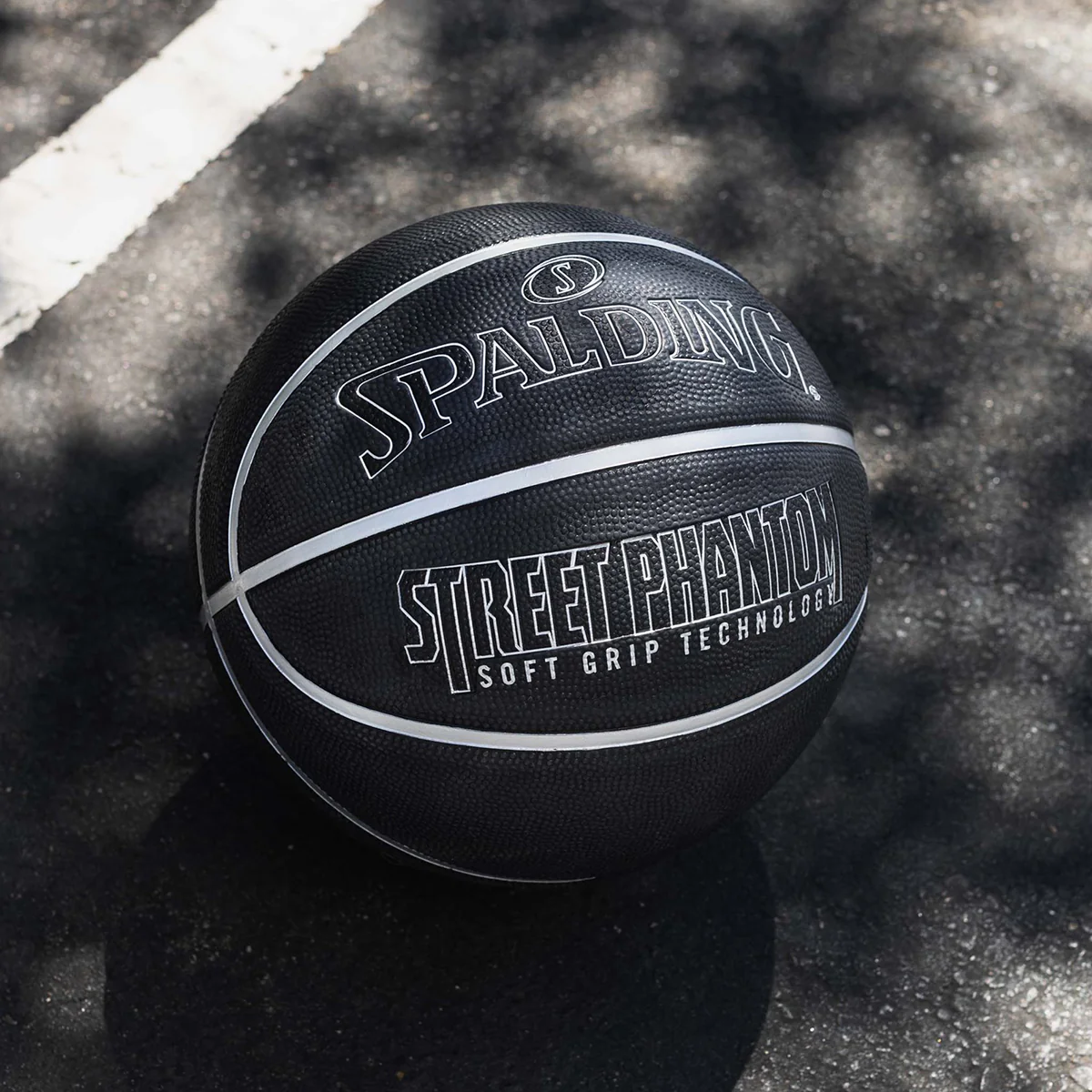 Spalding Street Phantom 29.5" Outdoor Basketball - Image 25