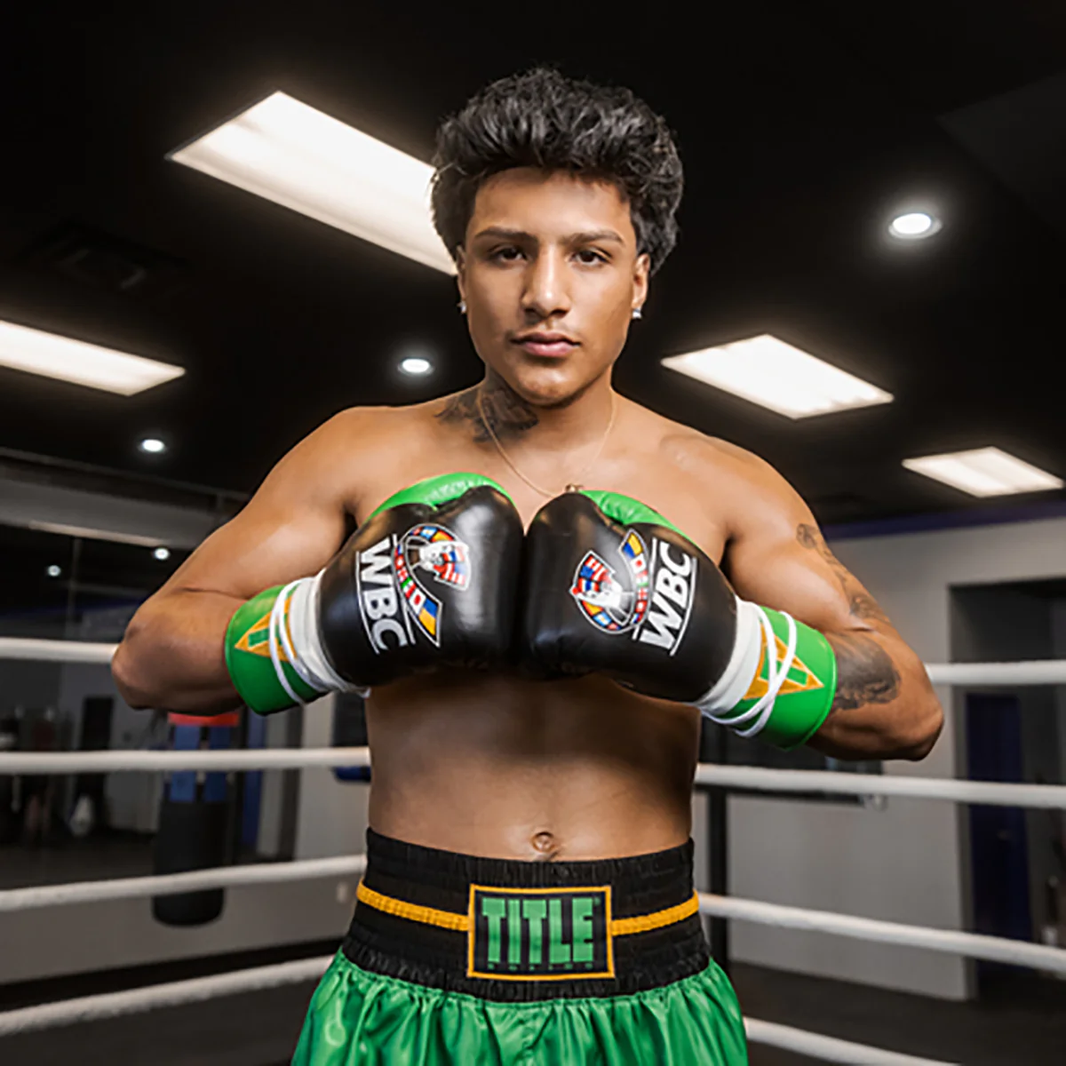 Title Boxing WBC Pro Fight Leather Lace Up Gloves - Black/Green - Image 4
