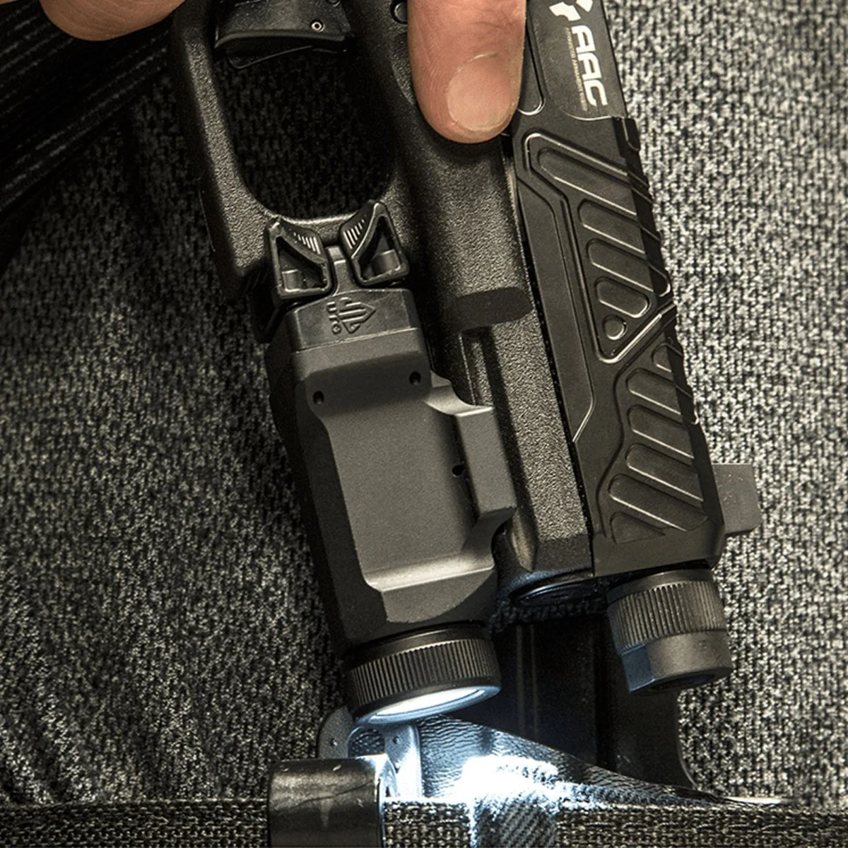 UTG Sub-Compact Pistol Light, 200 Lumen - Image 4