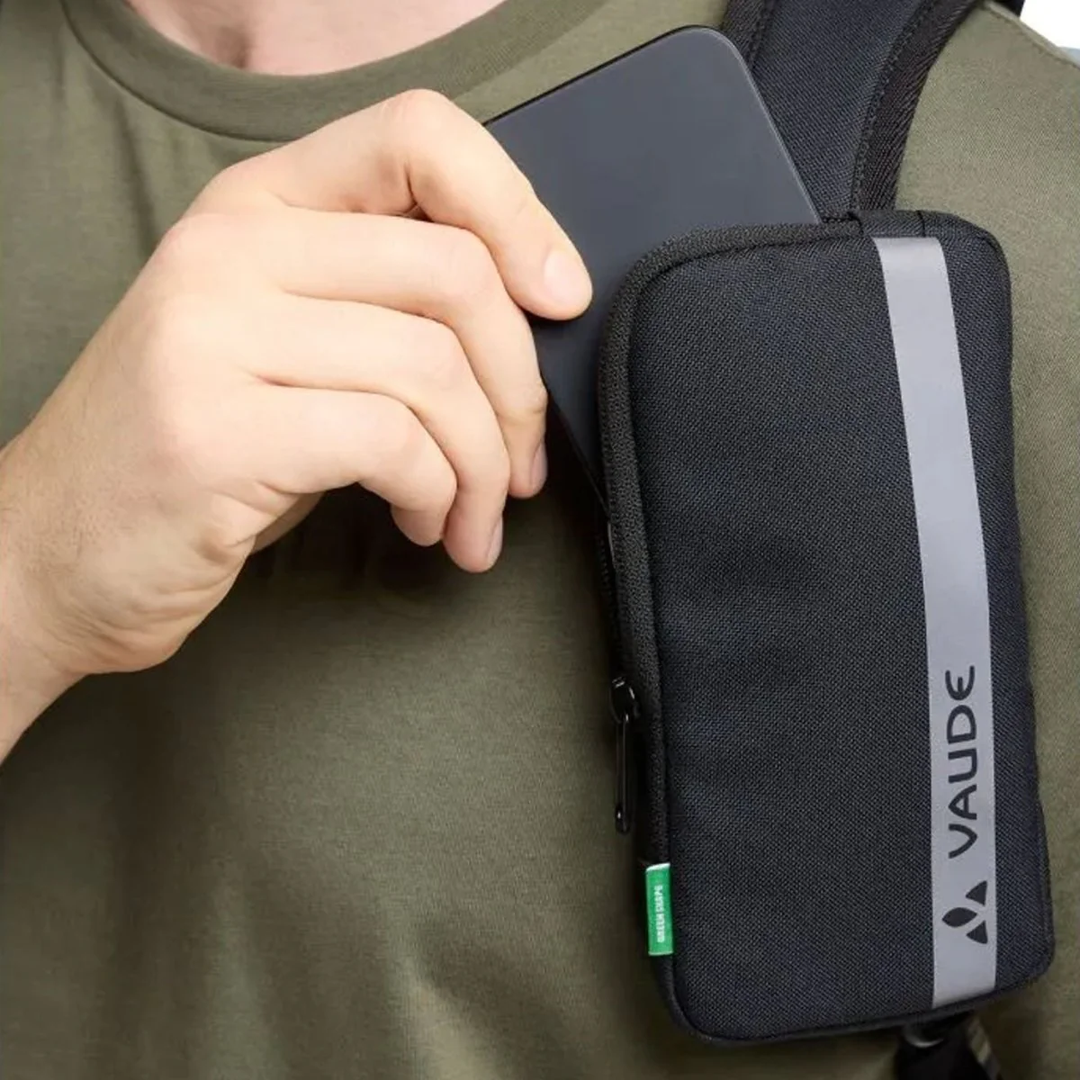 Vaude Cell Phone Pocket for Backpack - Black - Image 2