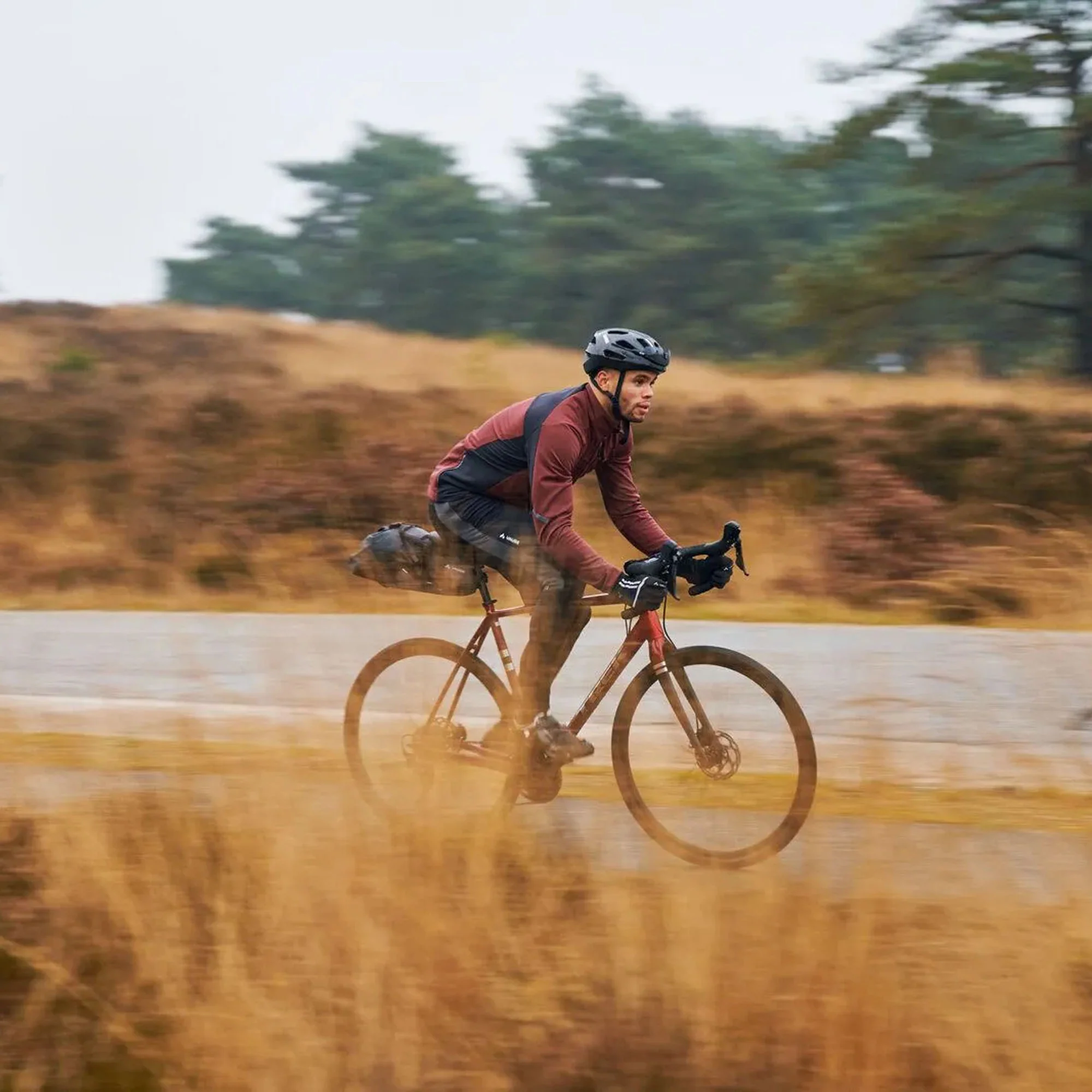 Vaude Trailsaddle II Waterproof Bikepacking Saddle Bag - Image 7