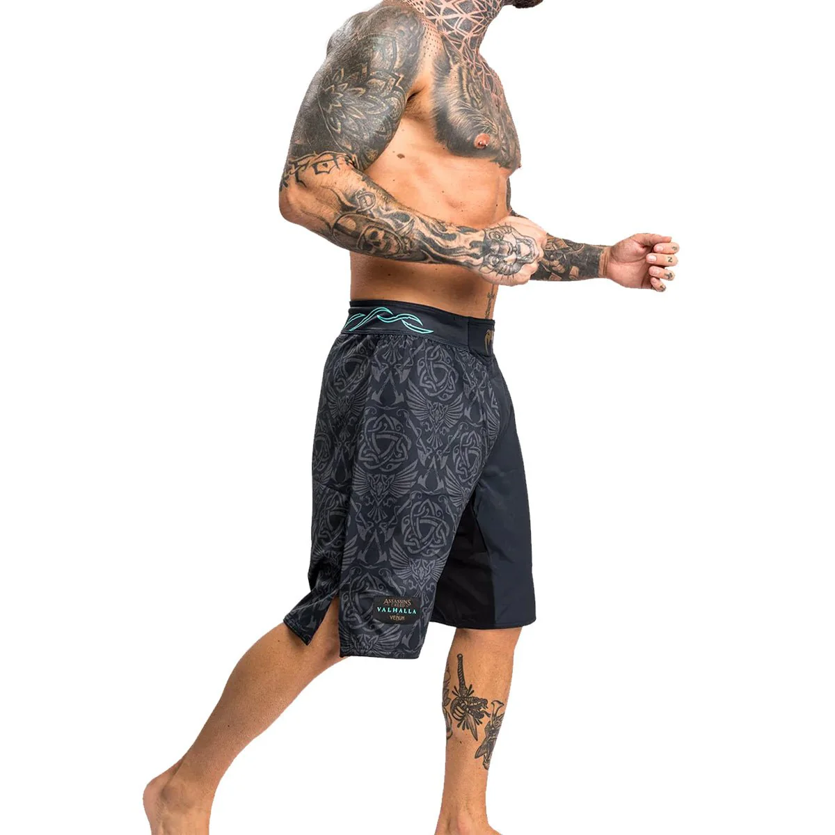Venum Assassin's Creed Reloaded Fight Shorts - Black - Image 2