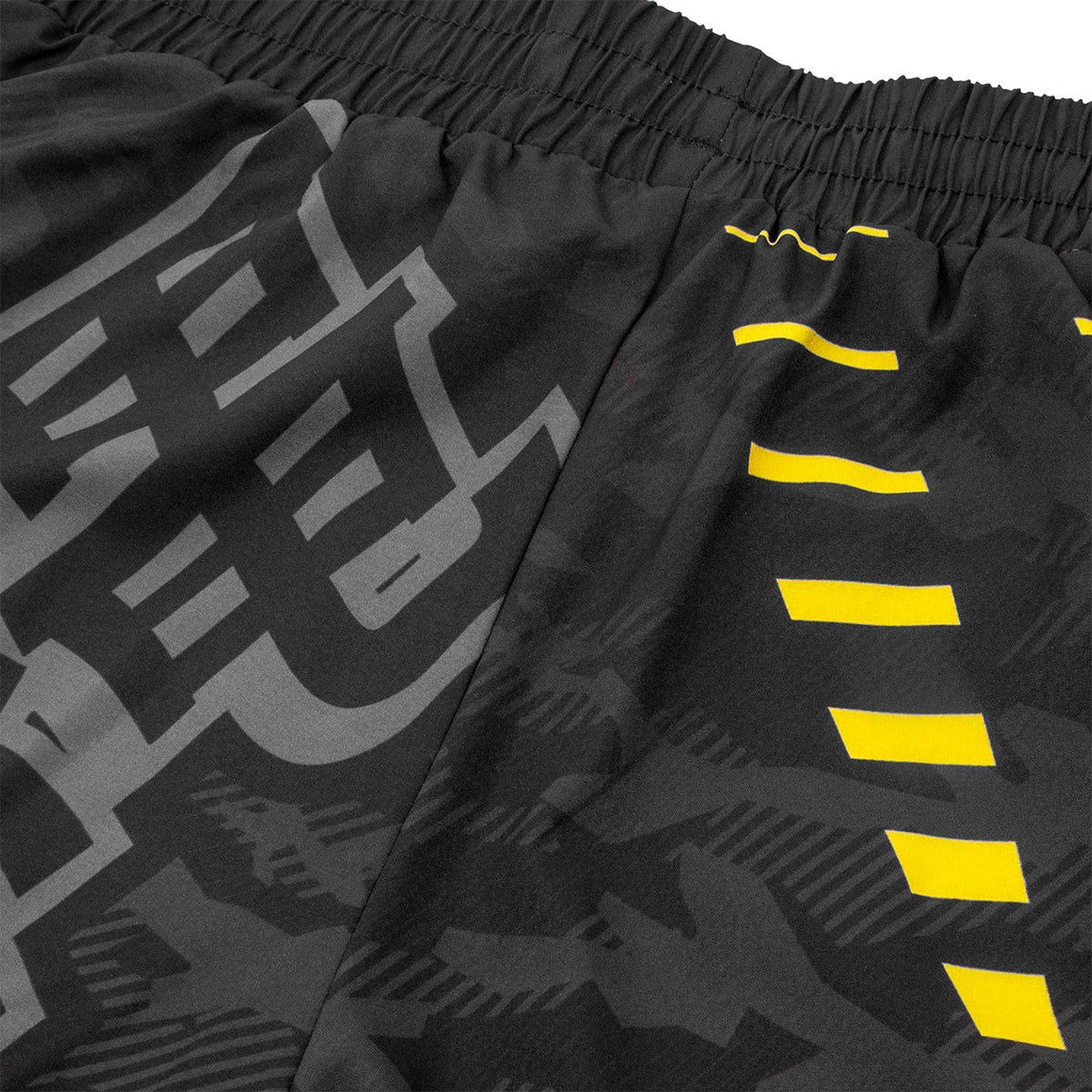 Venum Okinawa 2.0 Training Shorts - Black/Yellow - Image 7