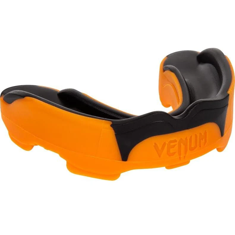 Venum Predator Mouthguard - Black/Orange - Image 4