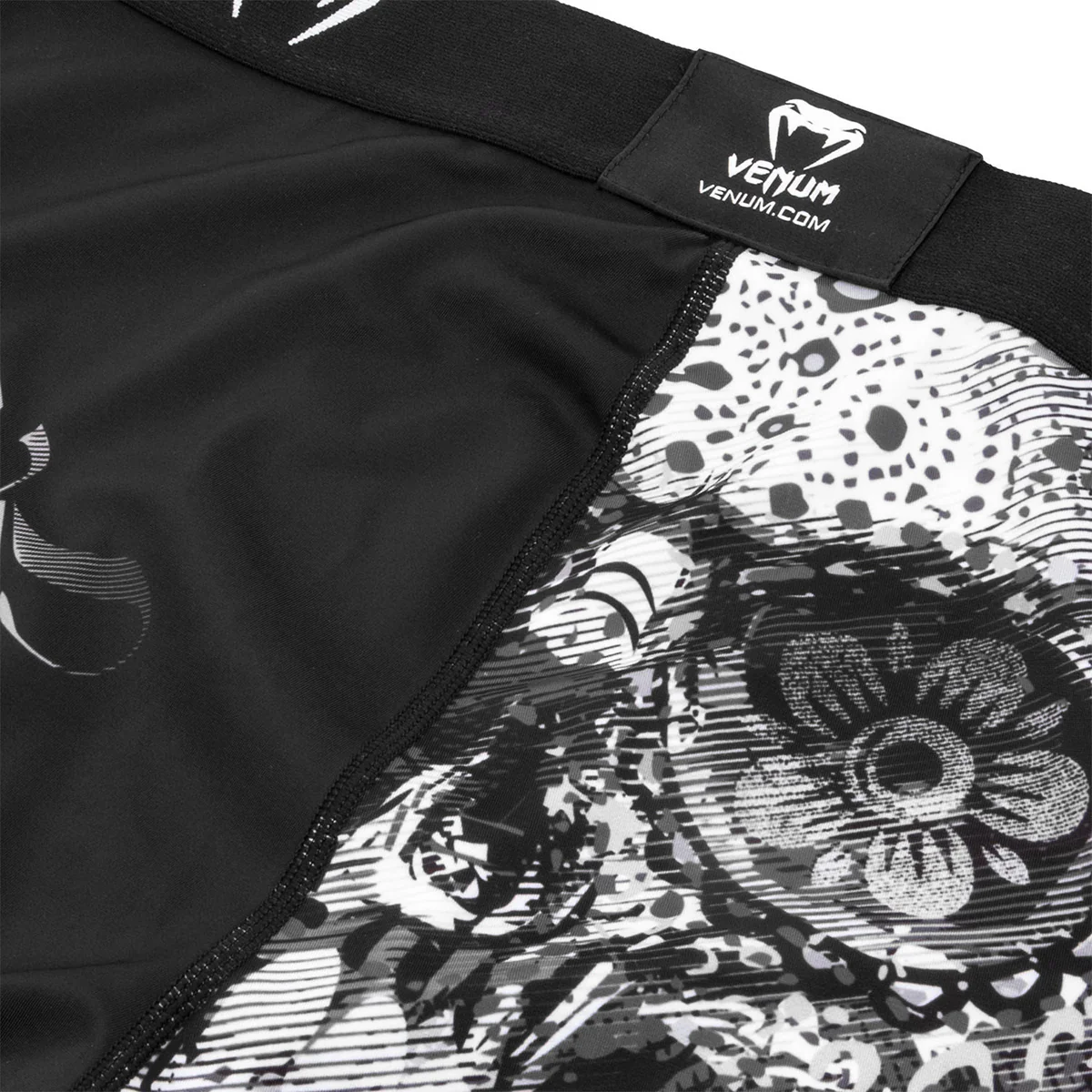 Venum Santa Muerte 3.0 Dry Tech Compression Spats - Black/White - Image 6