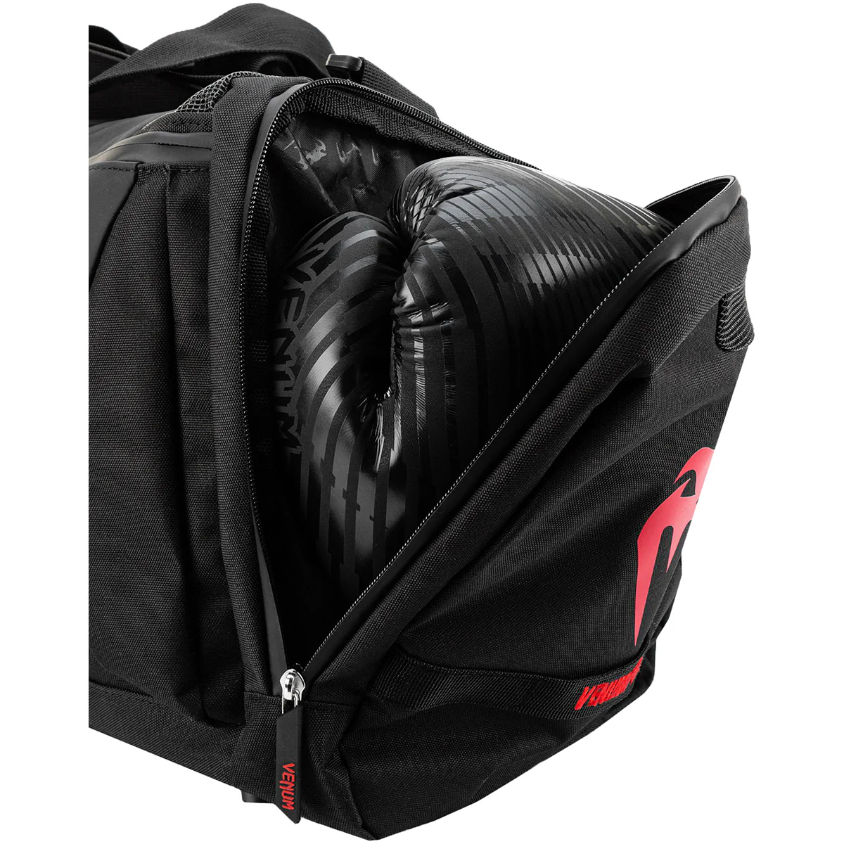 Venum Trainer Lite EVO Sport Duffle Bag - Image 11