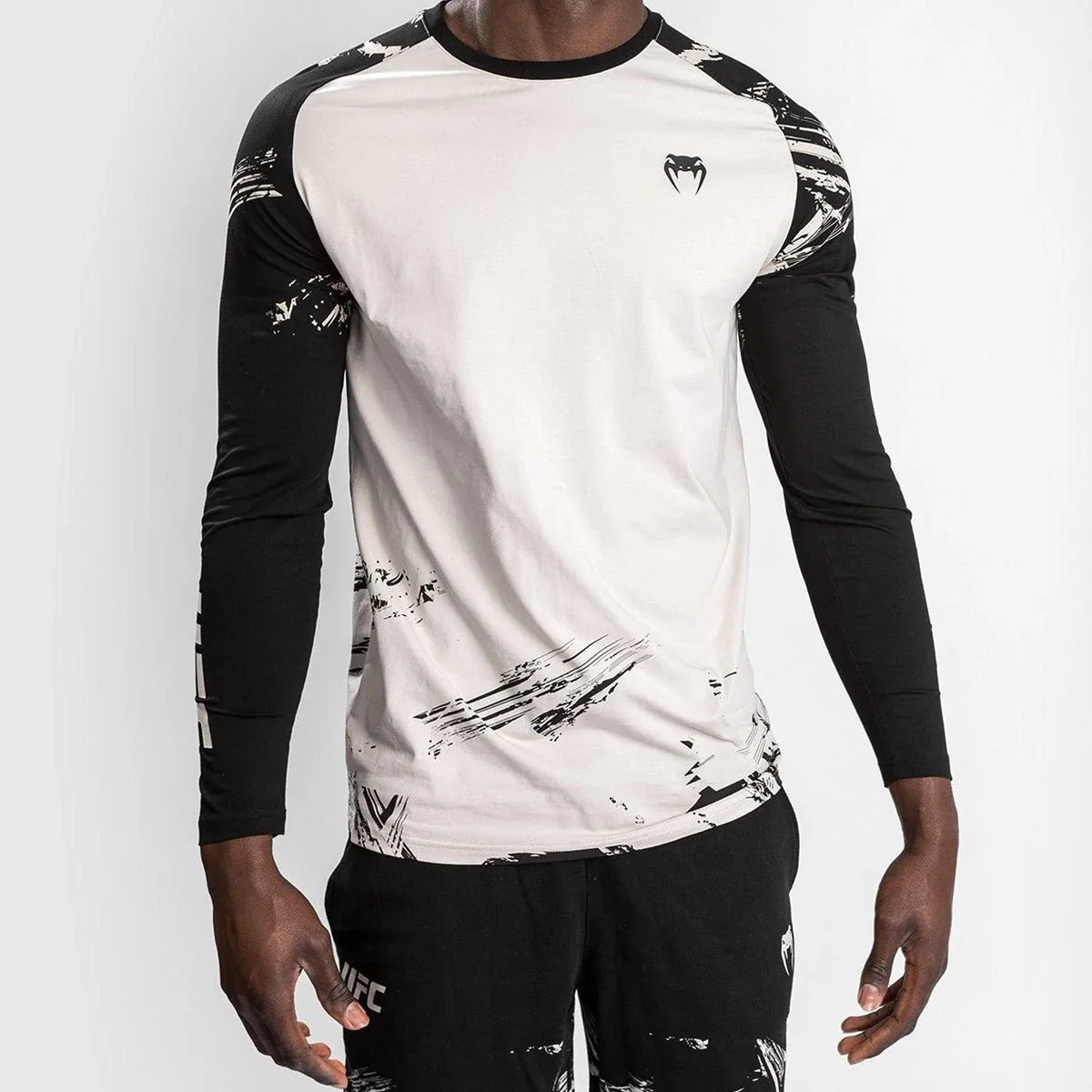 Venum UFC Authentic Fight Week 2.0 Long Sleeve T-Shirt - Sand/Black