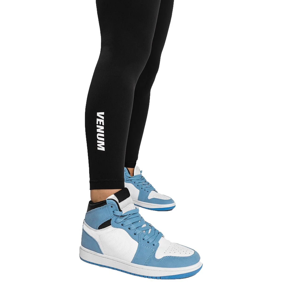 Venum Women's Essential Lifestyle Leggings - Black - Image 4